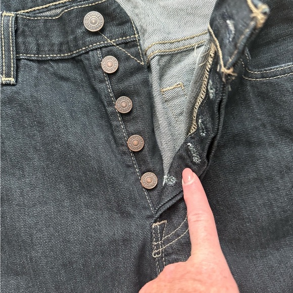 Classic Men's Levi 501’s - Picture 2 of 4